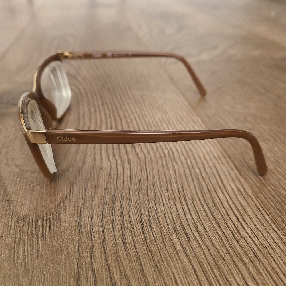 Glasses - Picture 4 of 5